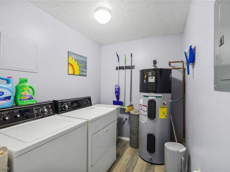 547 Cove Beach Avenue, Sheffield Lake, OH 44054 Photo 21