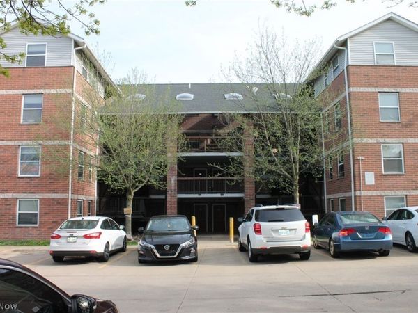 409 Brown Street, Akron, OH 44311