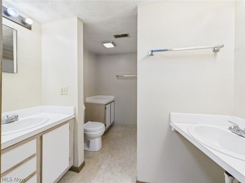 409 Brown Street, Akron, OH 44311 Photo 39