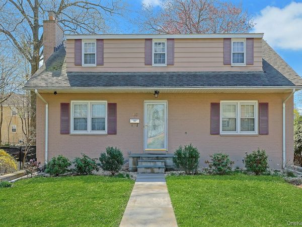 43 John Alden Road, New Rochelle, NY 10801