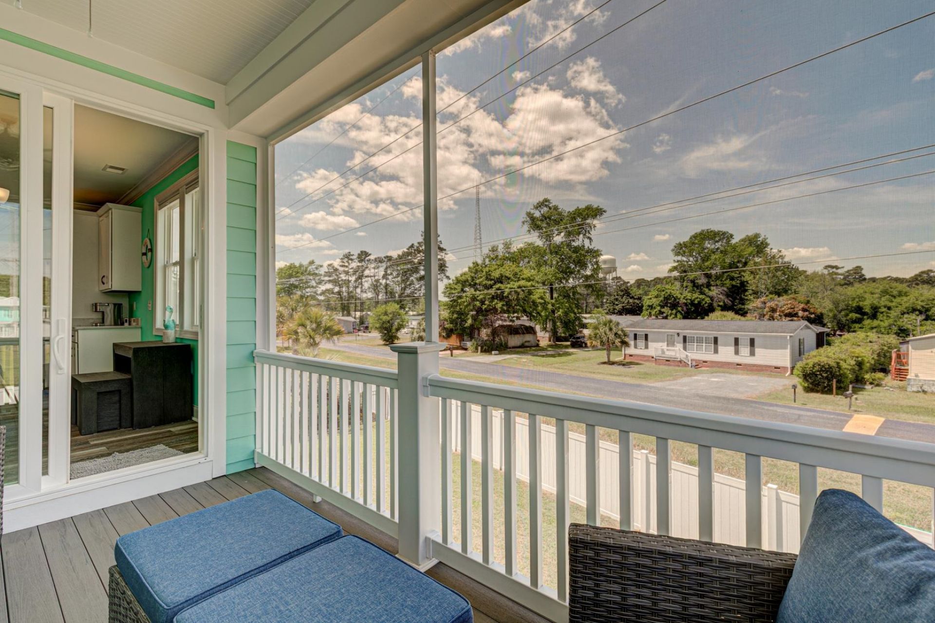 156 Lake Pointe Dr. Photo 10