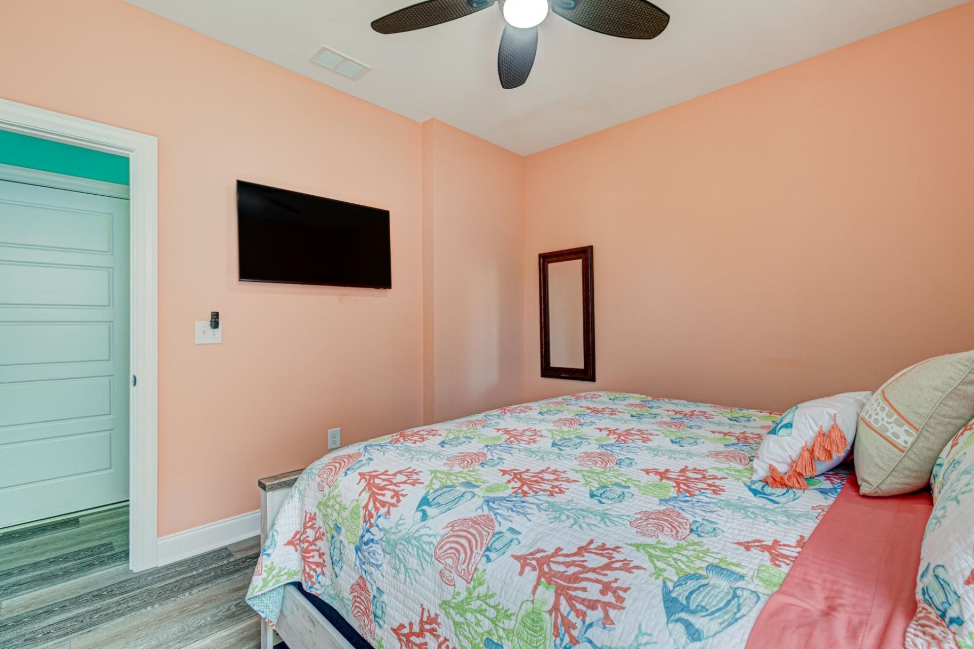 156 Lake Pointe Dr. Photo 31