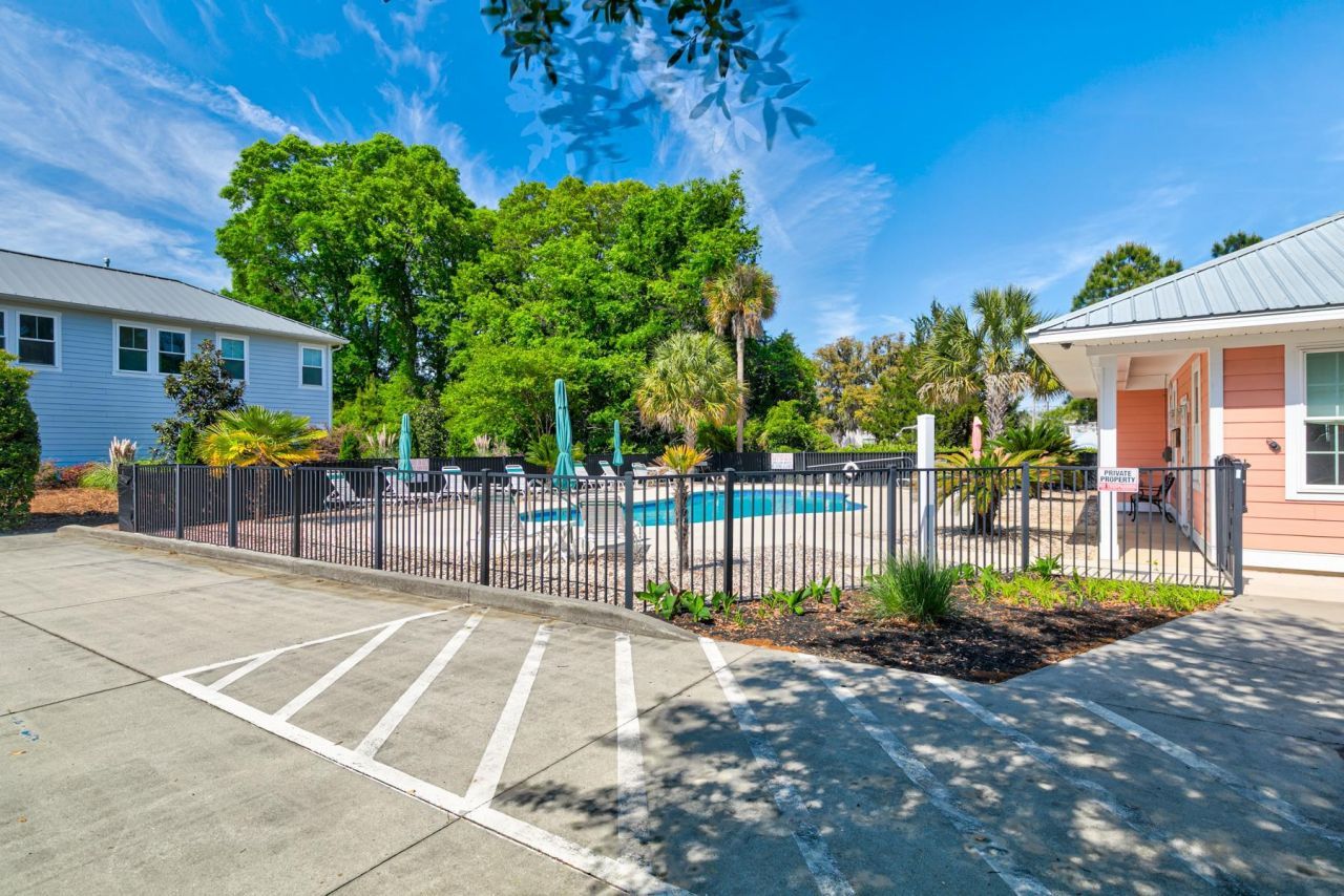 156 Lake Pointe Dr. Photo 36