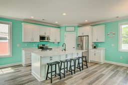 156 Lake Pointe Dr. photo 4