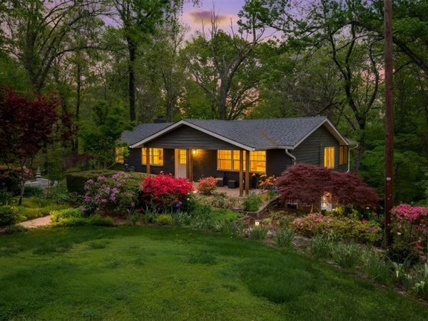 821 Lakeview Drive, Rogers, AR 72756