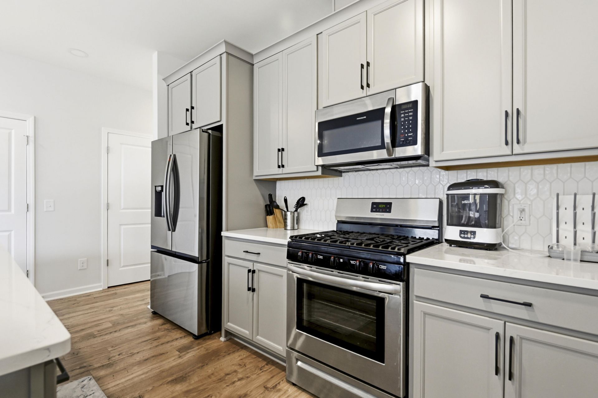 506 Green Fern Drive Photo 6