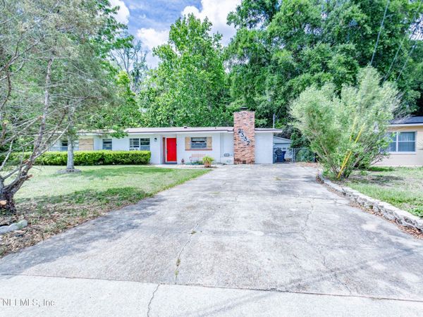 2332 BUTTONWOOD Drive, Jacksonville, FL 32216