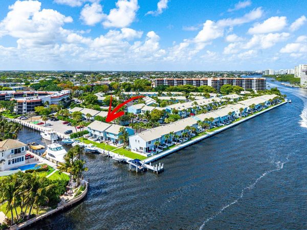 966 Jeffery Street, Boca Raton, FL 33487