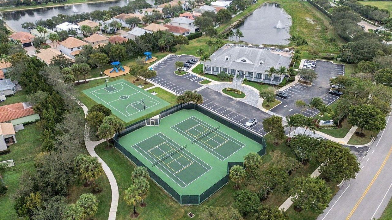 9009 New Hope Court, Royal Palm Beach, FL 33411 Photo