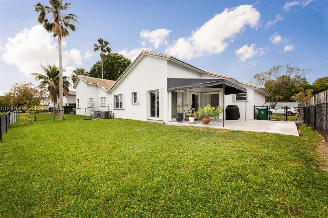 3506 NW 79th Way, Davie, FL 33024 Photo