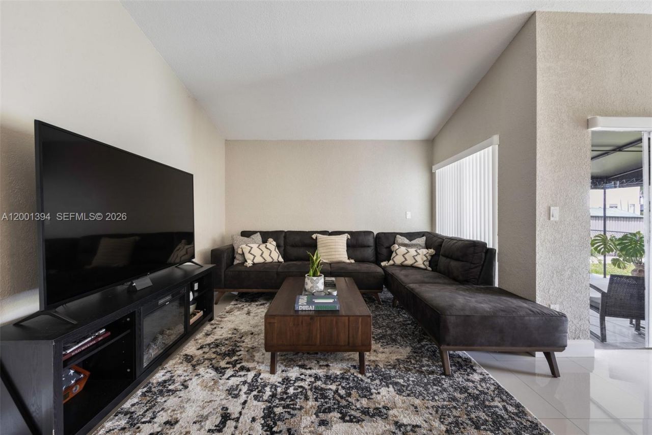 3506 NW 79th Way, Davie, FL 33024 Photo