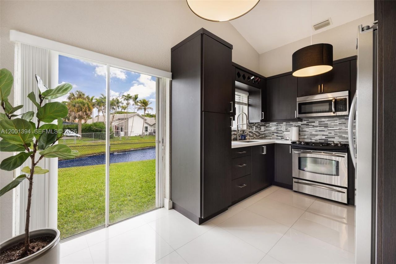 3506 NW 79th Way, Davie, FL 33024 Photo