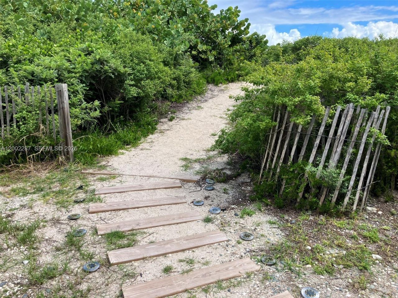 335 Ocean Dr, Unit 306, Miami Beach, FL 33139 Photo