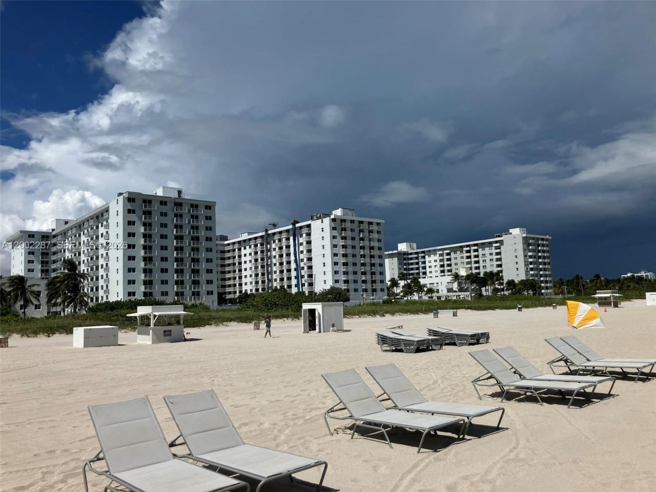 335 Ocean Dr, Unit 306, Miami Beach, FL 33139 Photo