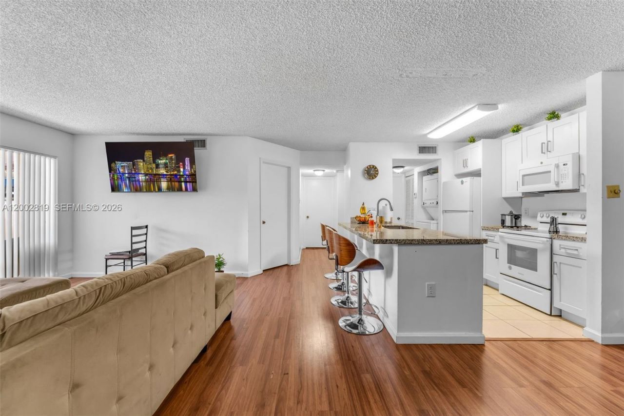 10630 SW 157th Ct, Unit 106, Miami, FL 33196 Photo