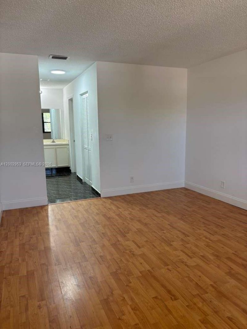 5937 Forest Hill Blvd, Unit 204, West Palm Beach, FL 33415 Photo