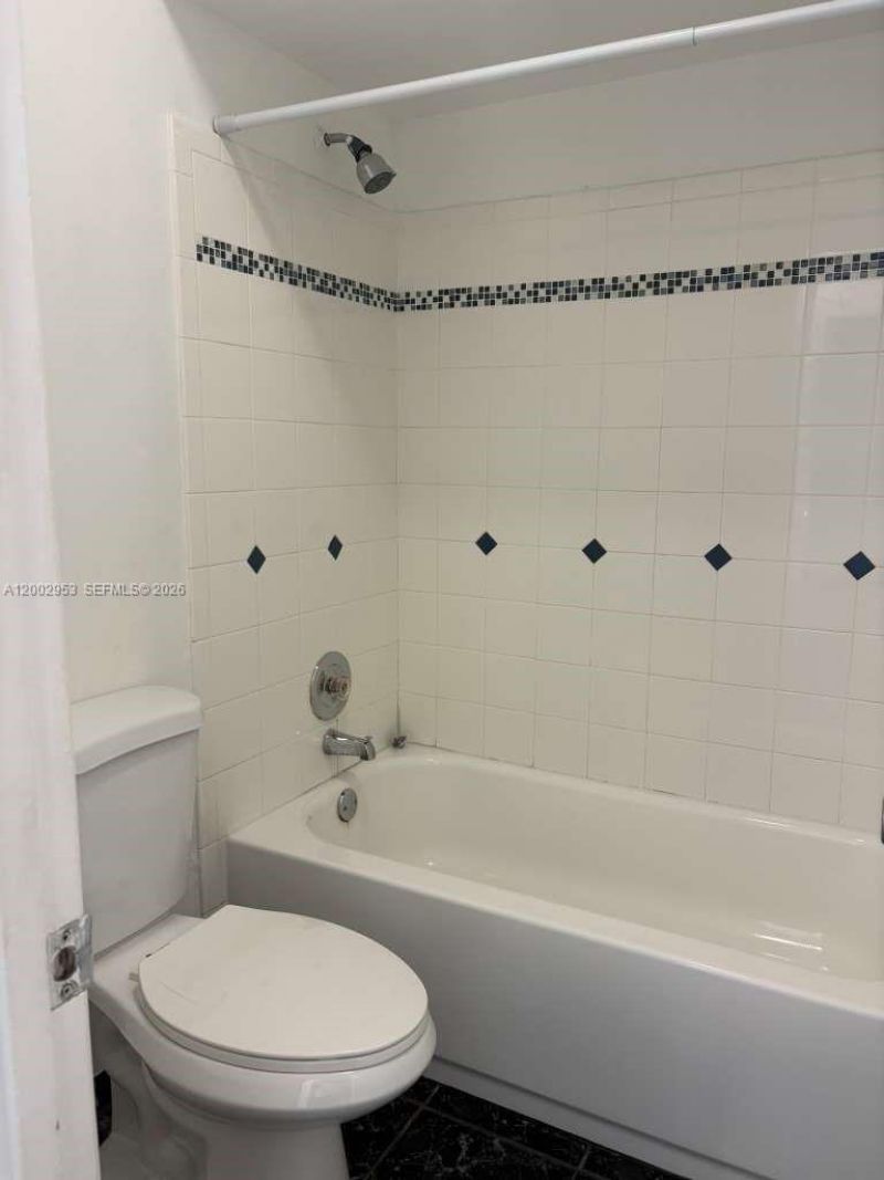 5937 Forest Hill Blvd, Unit 204, West Palm Beach, FL 33415 Photo