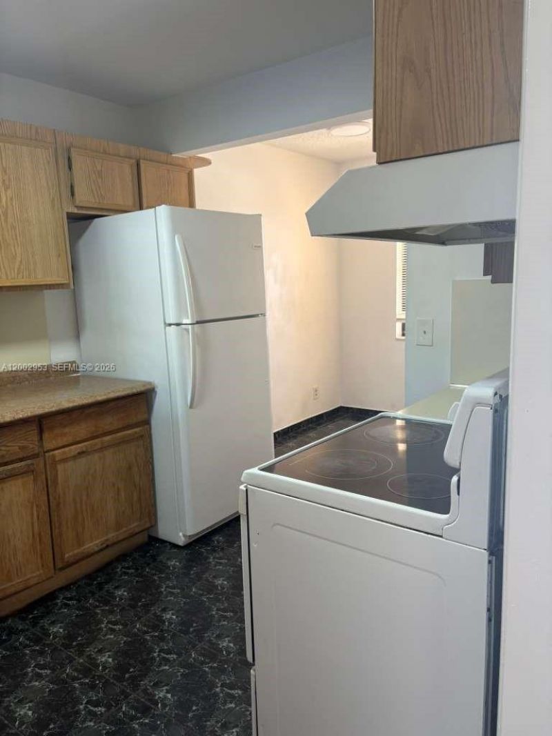 5937 Forest Hill Blvd, Unit 204, West Palm Beach, FL 33415 Photo