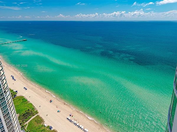 15901 Collins Ave, Unit 4302, Sunny Isles Beach, FL 33160