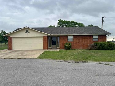 3502 SE Lee Bl, Lawton, OK 73501