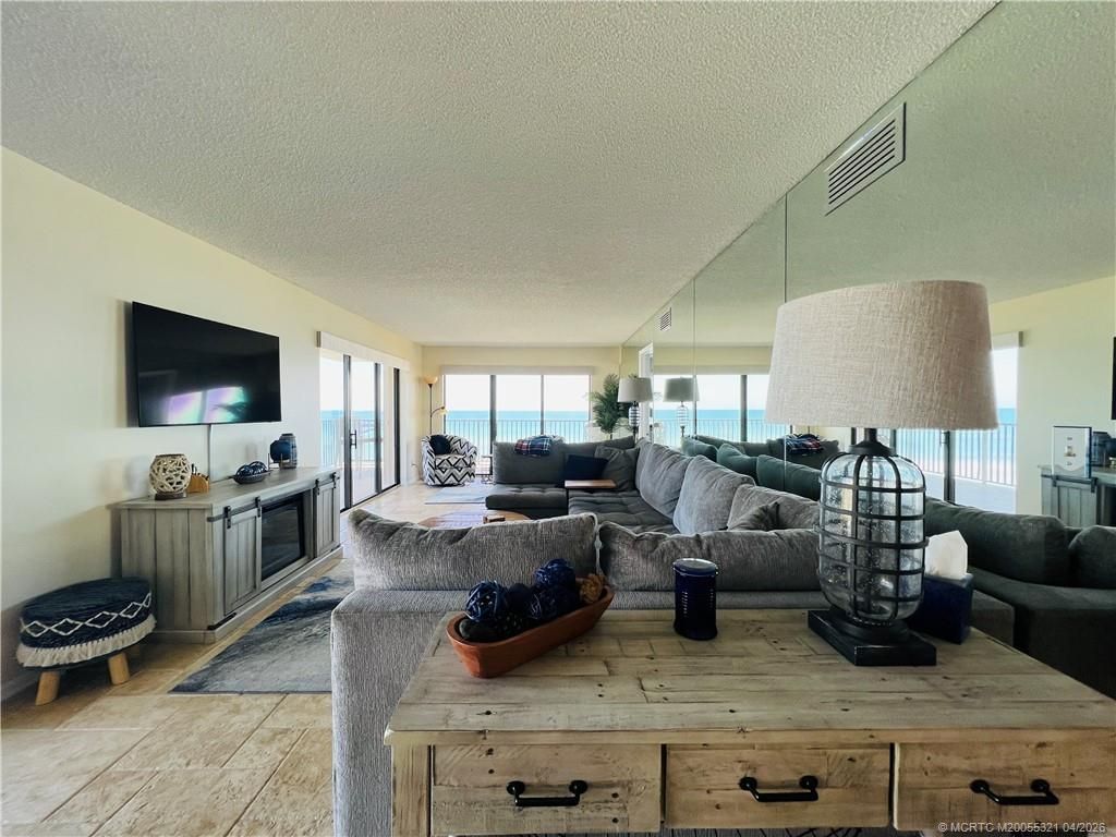 10044 S Ocean Drive, Unit 702, Jensen Beach, FL 34957 Photo