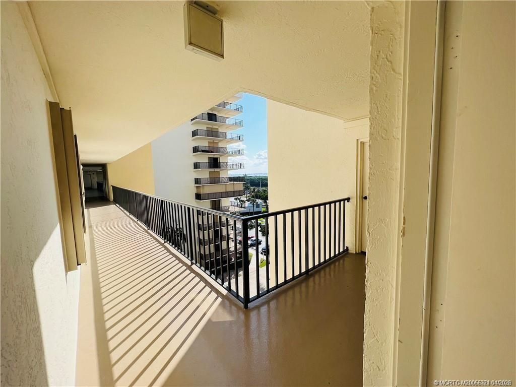 10044 S Ocean Drive, Unit 702, Jensen Beach, FL 34957 Photo