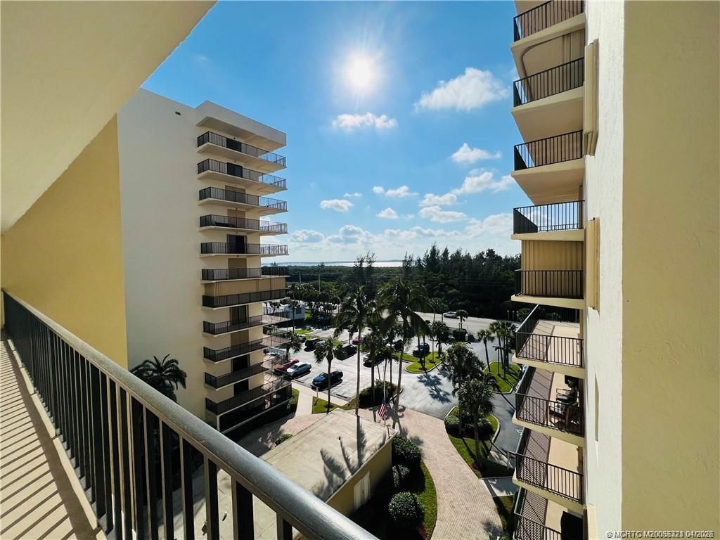 10044 S Ocean Drive, Unit 702, Jensen Beach, FL 34957 Photo