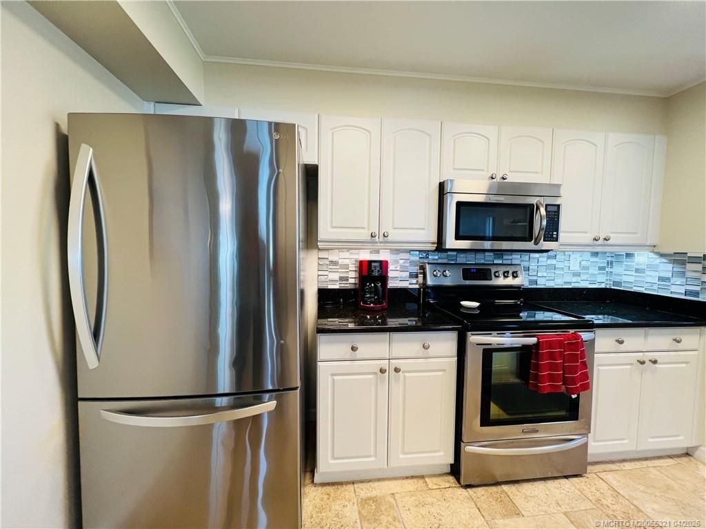 10044 S Ocean Drive, Unit 702, Jensen Beach, FL 34957 Photo