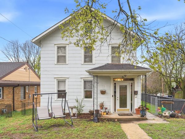 401 Crawford Avenue, Dixon, IL 61021