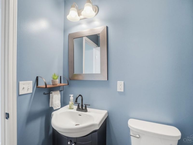 413 Hennepin Drive, Hamilton Twp, OH 45039 Photo 13