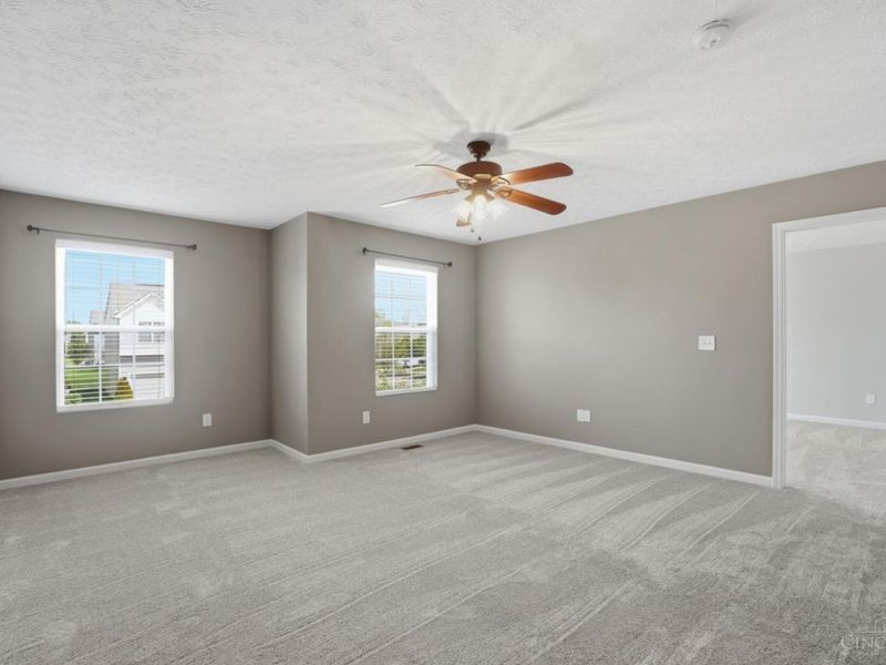 413 Hennepin Drive, Hamilton Twp, OH 45039 Photo 15