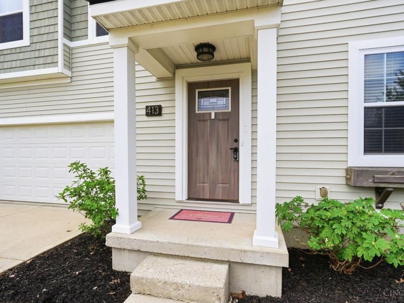 413 Hennepin Drive, Hamilton Twp, OH 45039 Photo 2