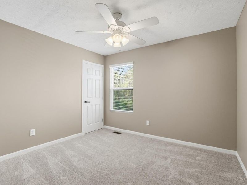 413 Hennepin Drive, Hamilton Twp, OH 45039 Photo 28