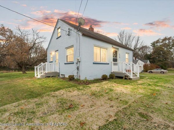 421 W Lake Lansing Road, East Lansing, MI 48823