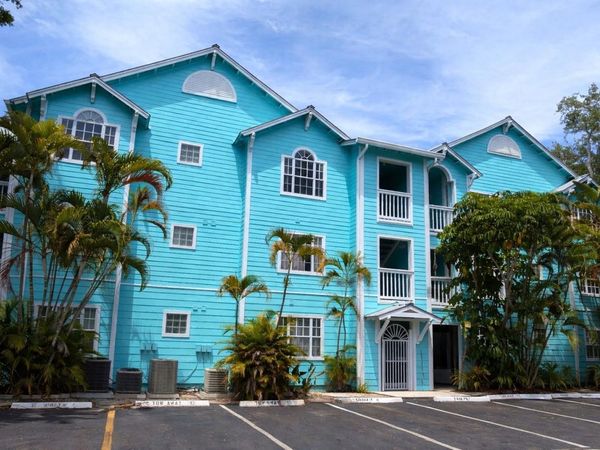 3002 W CLEVELAND STREET, Unit E10, TAMPA, FL 33609