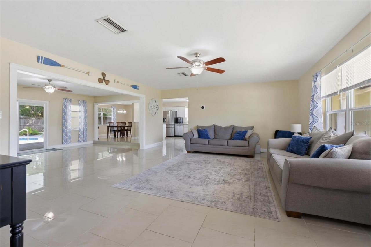 1060 Eva Street, Deltona, FL 32725 Photo