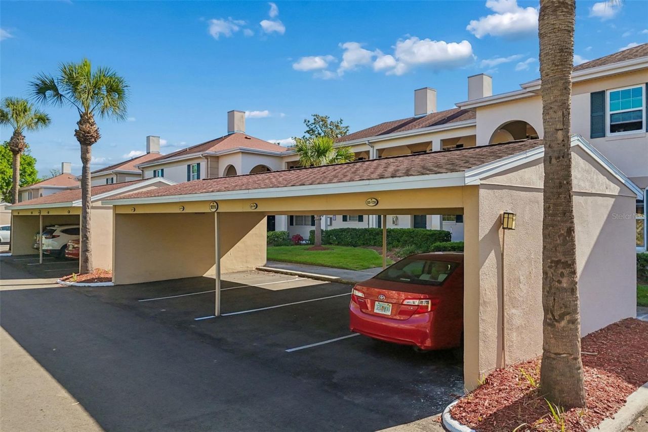 10314 Carrollwood Court, Unit 56, Tampa, FL 33618 Photo