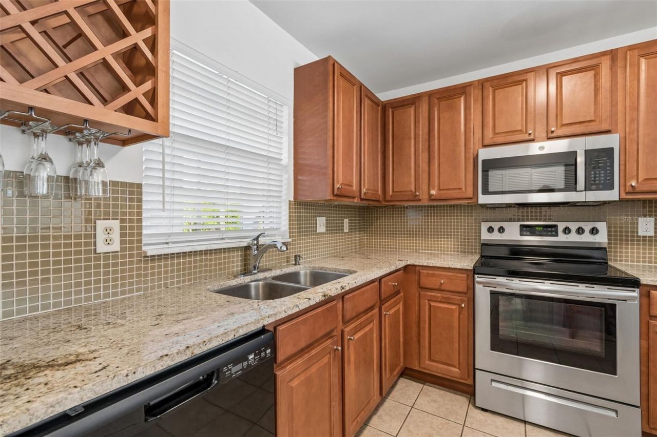 10314 Carrollwood Court, Unit 56, Tampa, FL 33618 Photo