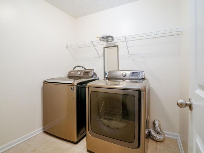 368 Mogul Drive, Galloway, OH 43119 Photo 11