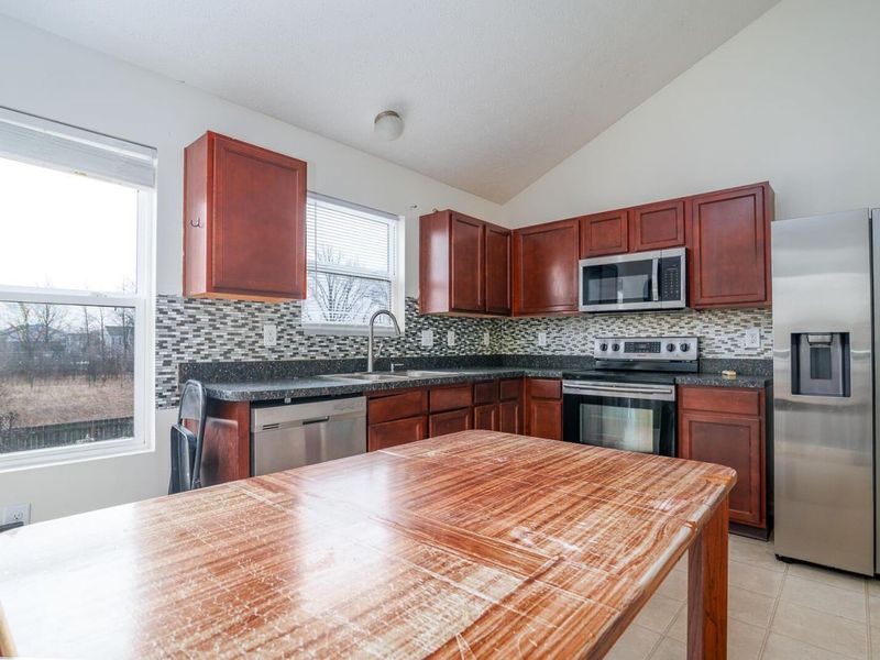 368 Mogul Drive, Galloway, OH 43119 Photo 14