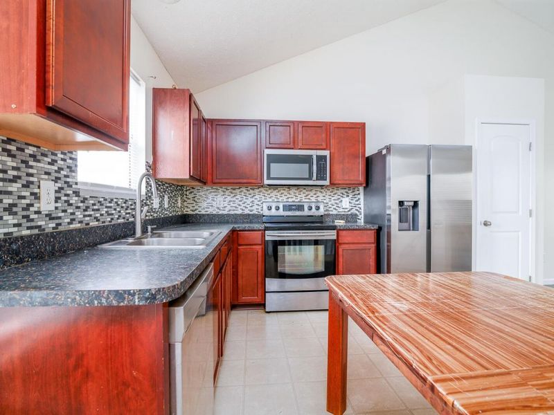 368 Mogul Drive, Galloway, OH 43119 Photo 15