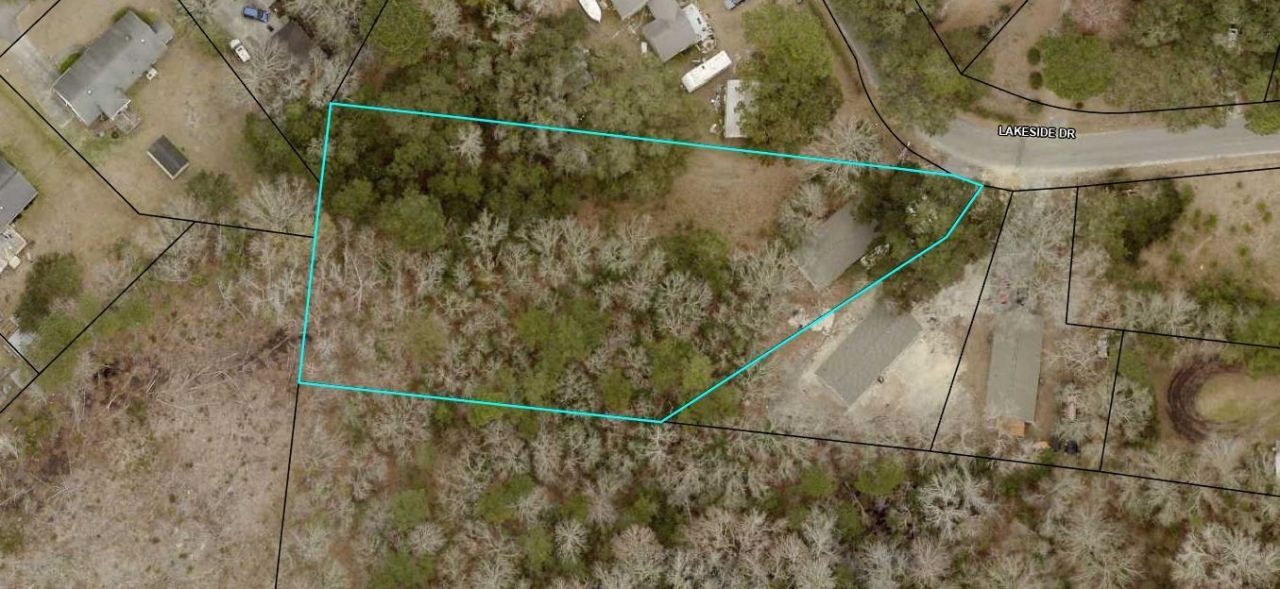 905 Lakeside Dr. Photo 3