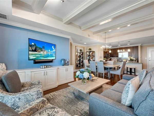 9115 Strada PL, Unit 5505, NAPLES, FL 34108