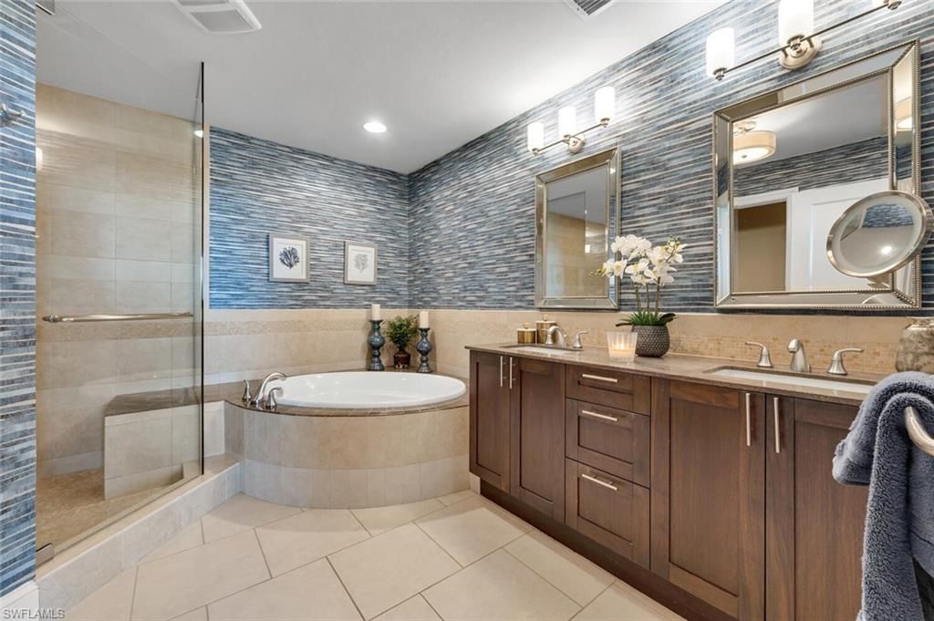 9115 Strada Pl, Unit 5505, Naples, FL 34108 Photo