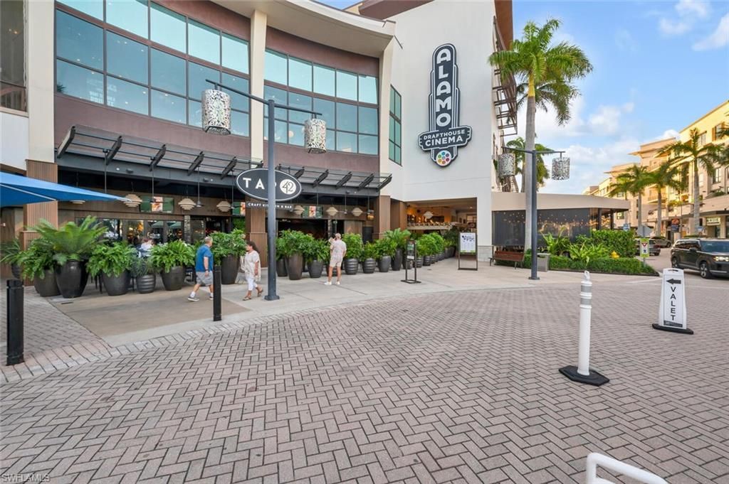 9115 Strada Pl, Unit 5505, Naples, FL 34108 Photo