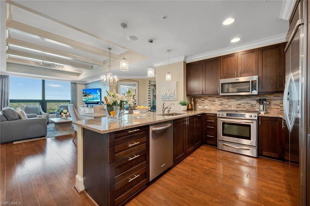 9115 Strada Pl, Unit 5505, Naples, FL 34108 Photo