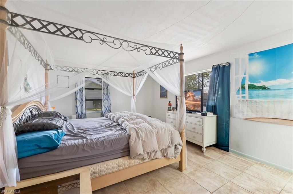 513 SE 24th Ave, Unit 1-4, Cape Coral, FL 33990 Photo