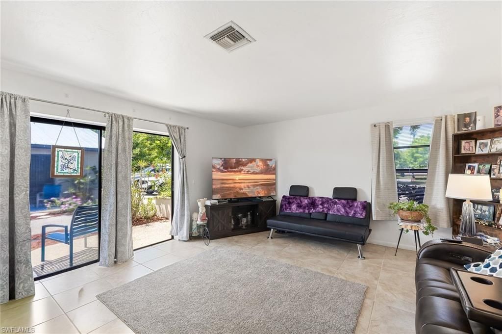 513 SE 24th Ave, Unit 1-4, Cape Coral, FL 33990 Photo