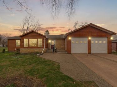 129 N Morningside Drive, Le Sueur, MN 56058