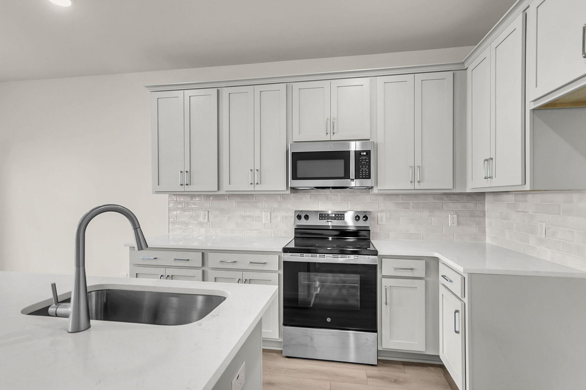 121 Berry Shoals Drive Photo 16